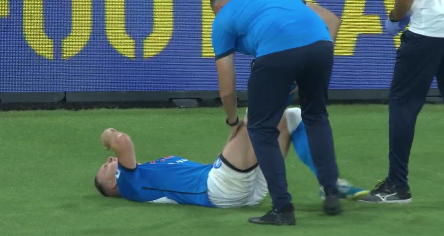 Piove Sul Bagnato Per Il Napoli Zielinski Esce Per Infortunio