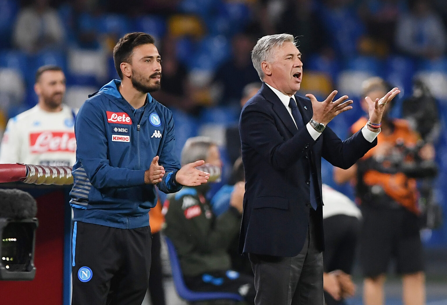 Separándose del padre Carlo David Ancelotti listo para un asiento Ya