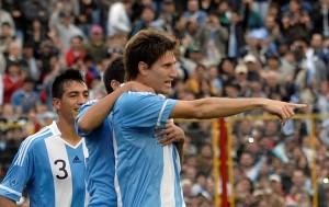 Festejo de Federico Fernandez de Argentina 2-1.Argentina vs Paraguay.Partido amistoso.25 de mayo de 2011.Estadio Centenario de Resistencia, Chaco.Foto: Jose Ruiz / Photogamma.