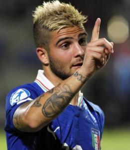 300x01370469429153Under-Insigne2 (1)