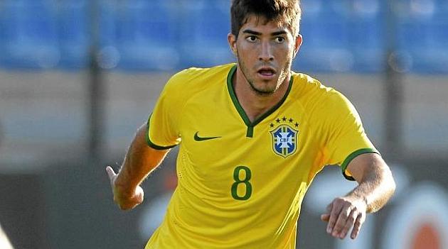 UFFICIALE: Lucas Silva ('93) si trasferisce al Real Madrid. Il centrocampista brasliano proviene dal Cruzeiro