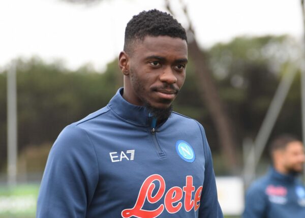 tuanzebe napoli