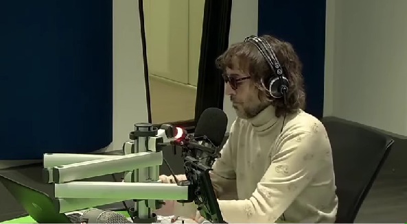 Cruciani difende Napoli in diretta