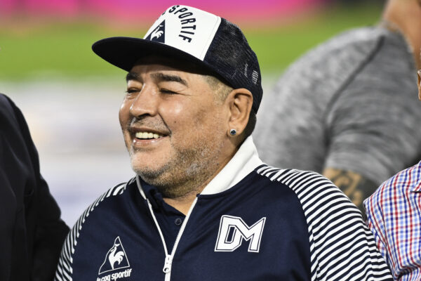 Maradona Carmando