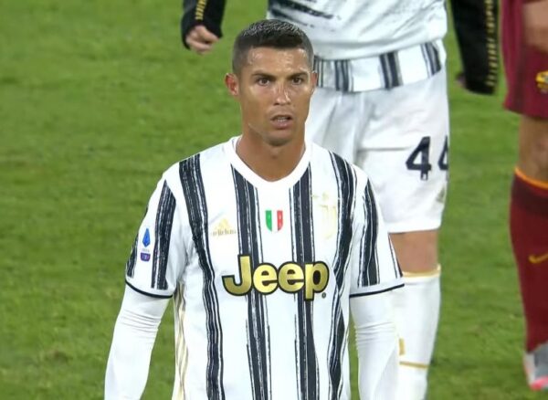 Cristiano Ronaldo Juventus carta caso plusvalenze