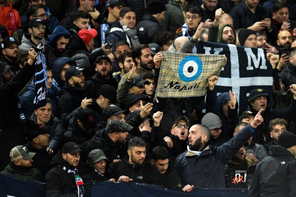 Tifosi Napoli Anfield