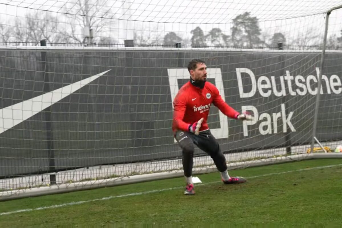 Kevin Trapp in allenamento