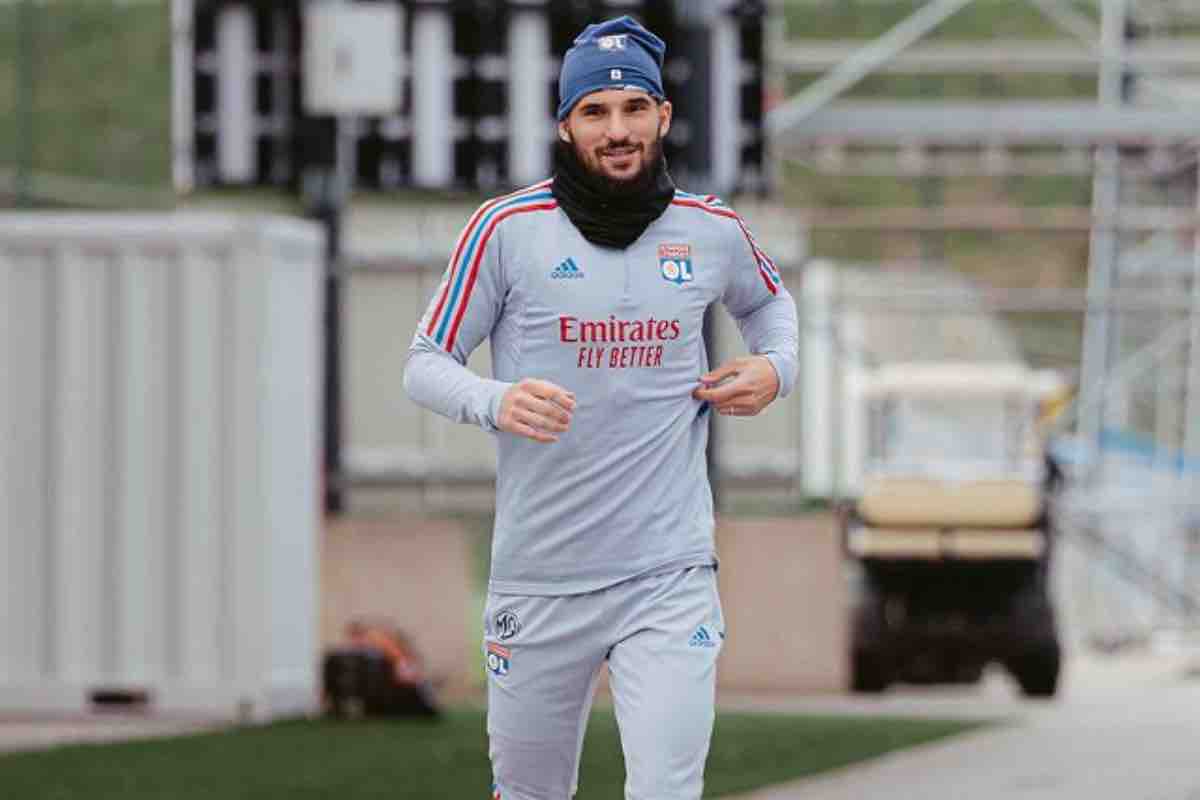 Houssem Aouar non giocherà nel Napoli: chiuso l'accordo con la Roma