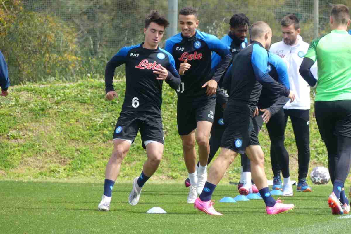 Il Napoli ha scelto il futuro di Alastuey: svelato il motivo del mancato ritiro a Dimaro