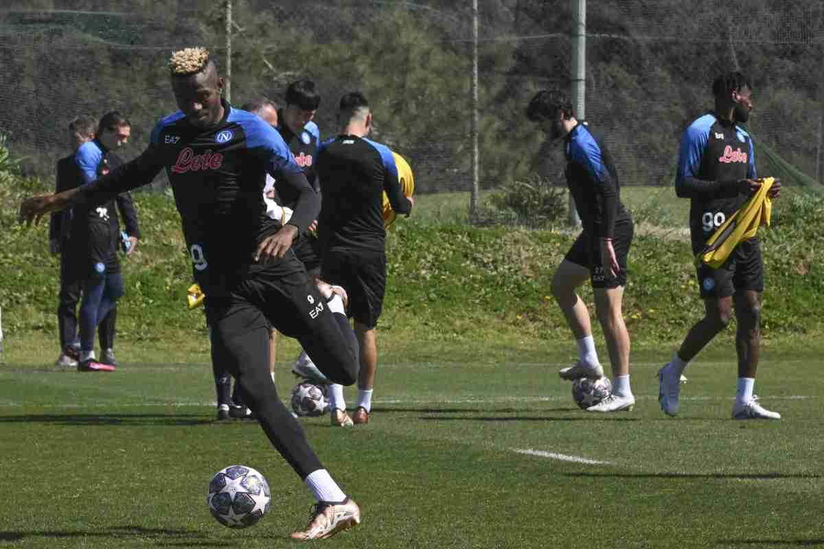 Allenamento Napoli, Folorunsho sotto i riflettori!