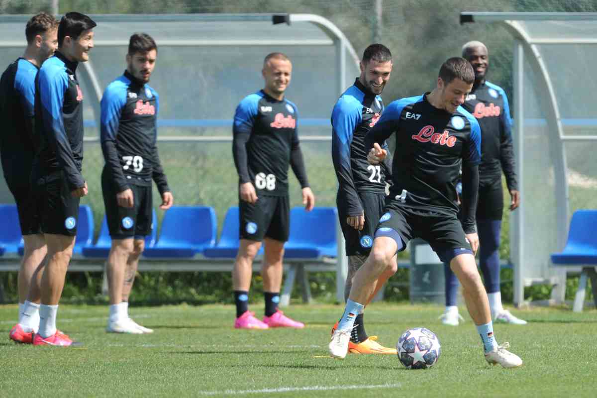 Il Napoli chiude per la cessione: l'azzurro vola in Germania