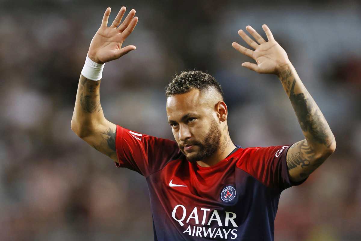 Neymar può aiutare il mercato del Napoli