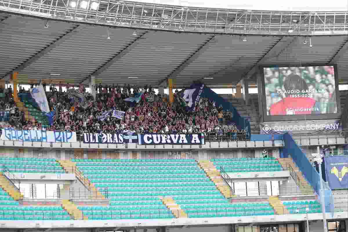 Verona Napoli tifosi settore ospiti