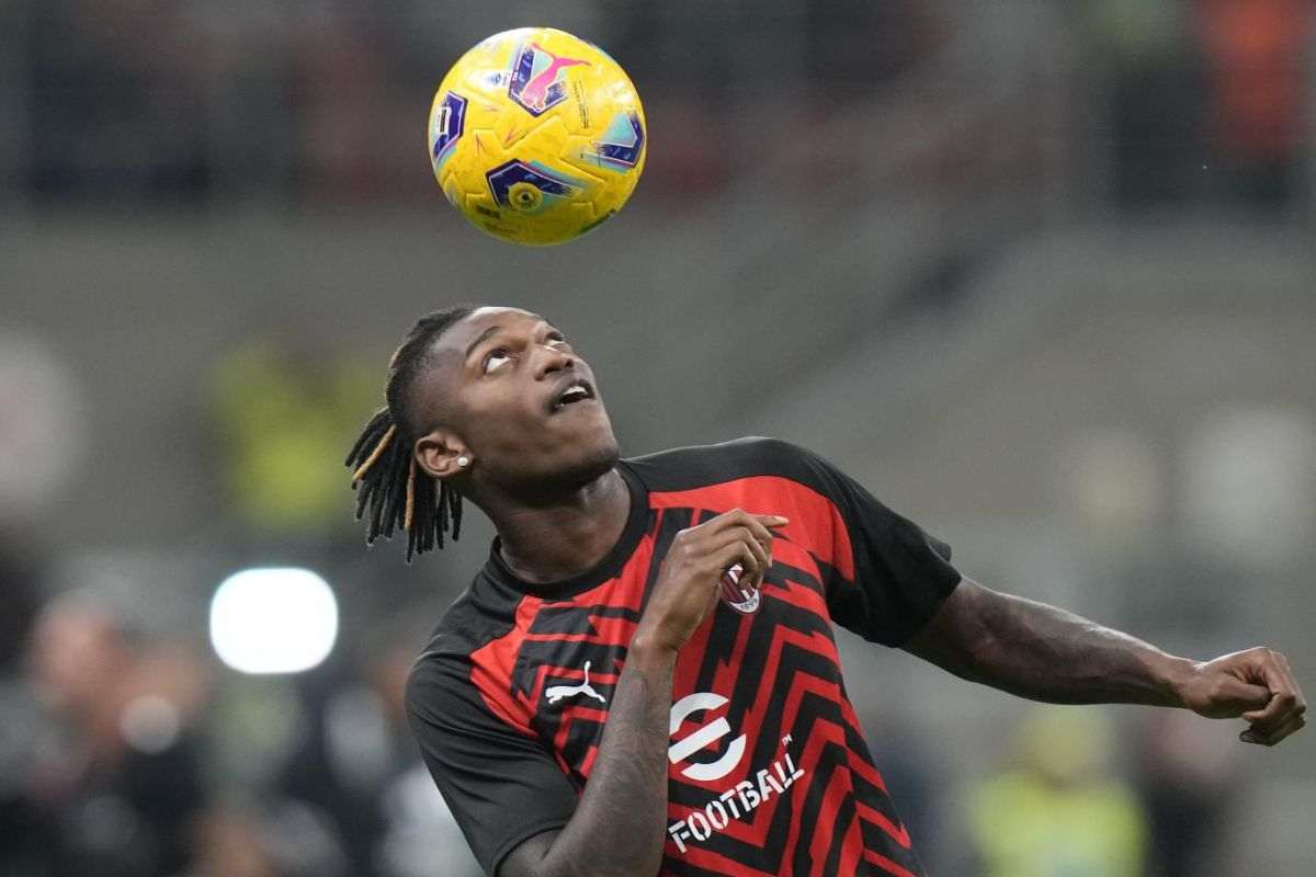 Napoli-Milan: la gabbo azzurra per Leao