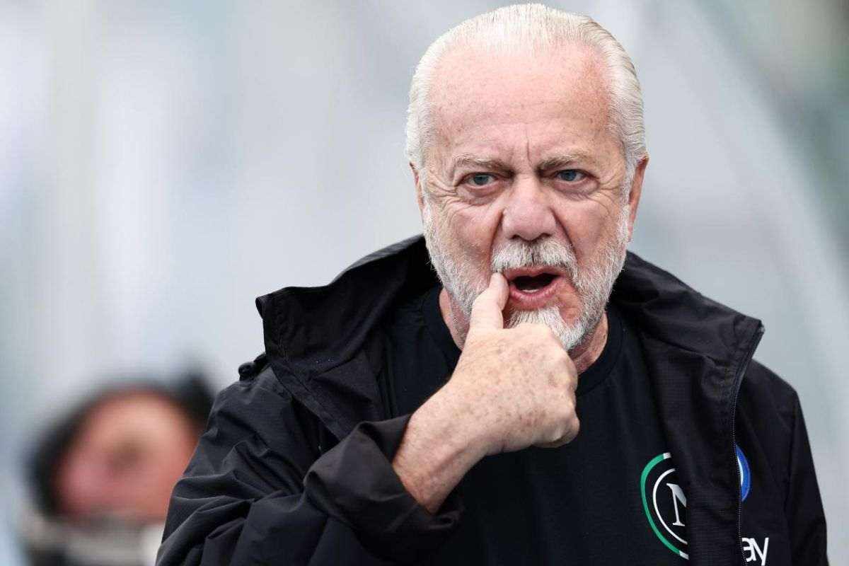 De Laurentiis sorprende: lo ha fatto a Castel Volturno