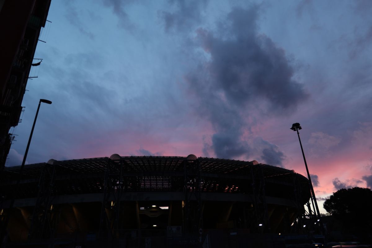 Caos biglietti fuori al Maradona prima di Napoli - Real.