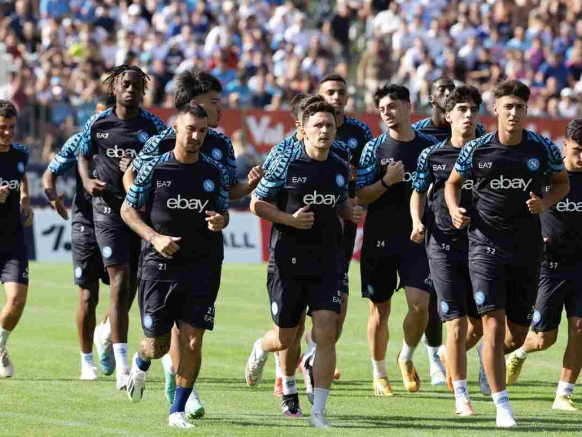 Notizie calcio Napoli  In azzurro a vita: la rivelazione sul rinnovo