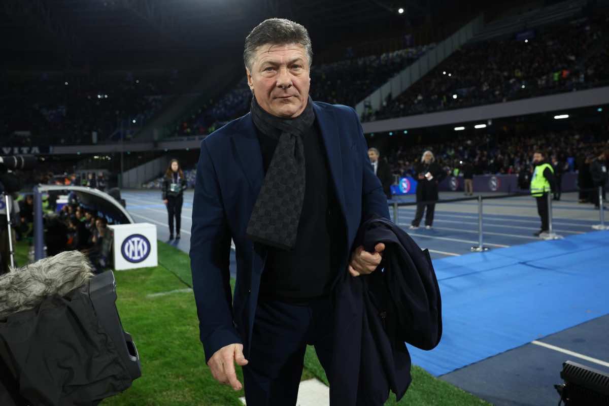 Mazzarri criticato per i cambi