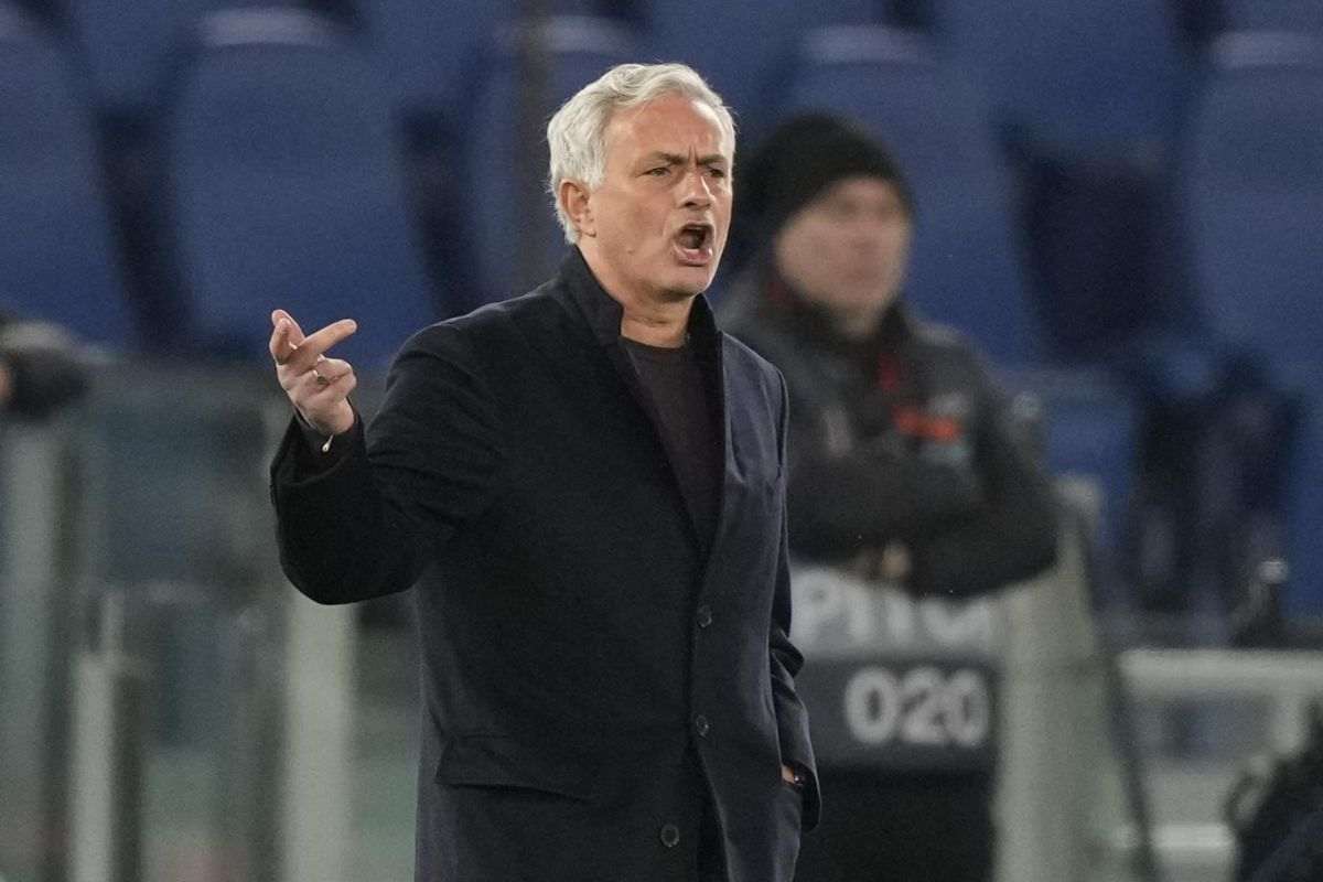 Clamoroso Roma: esonerato Mourinho