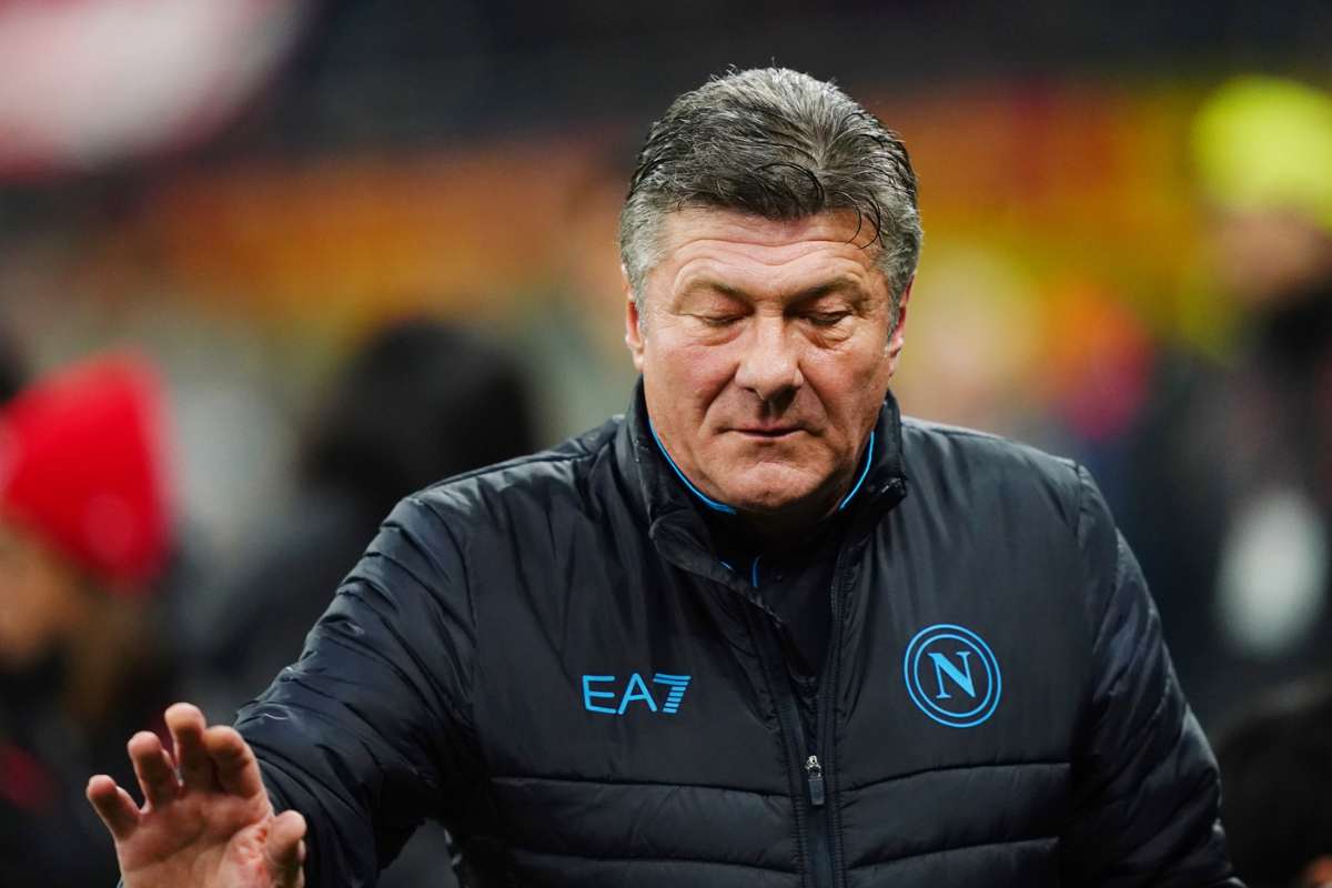 Mazzarri risponde alle domande sull'esonero