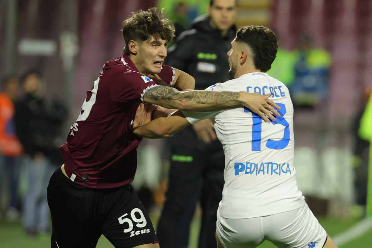 Zanoli esoerdio con la Salernitana