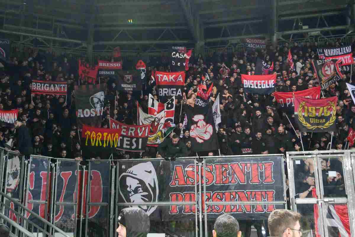 Cori Tifosi Milan