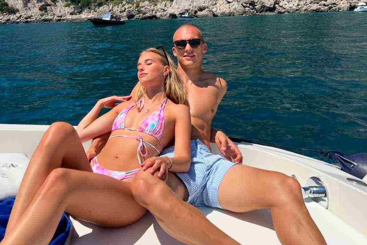 Ostigard ricarica le pile a Capri, in dolce compagnia: gli scatti social