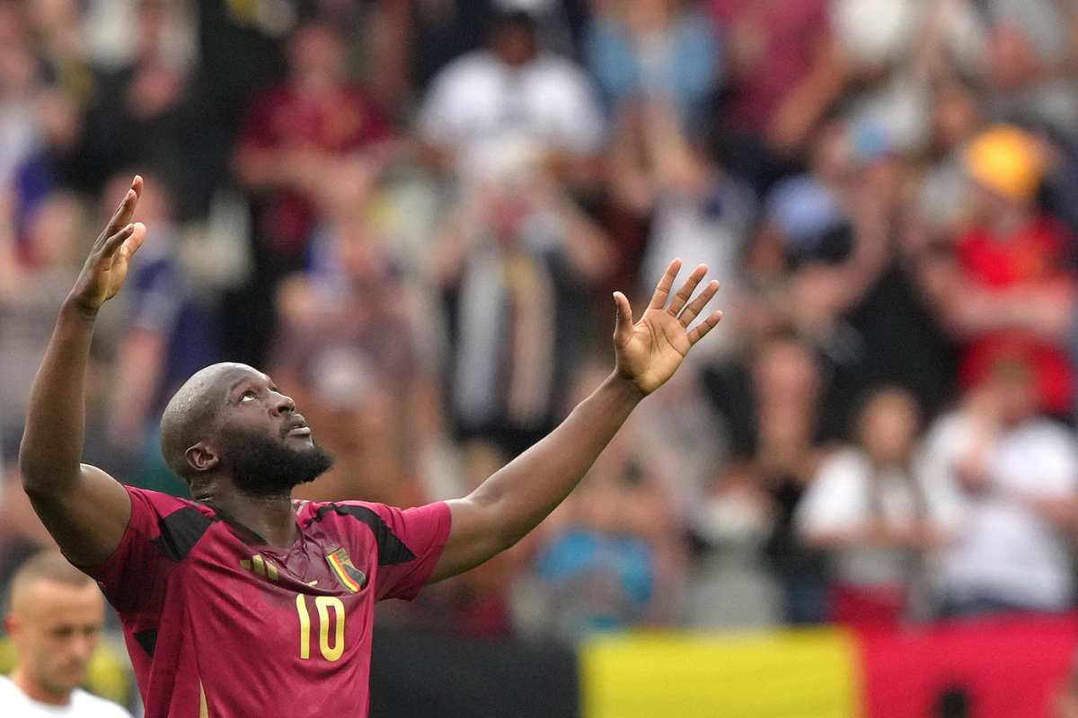 Romelu Lukaku è il prescelto da Antonio Conte per il post - Osimhen, l'attaccante belga non ha però brillato in nazionale.