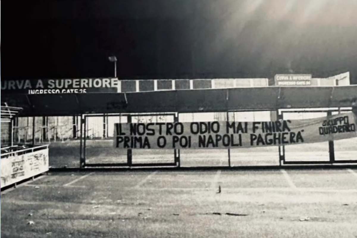 Striscione Ultras Roma