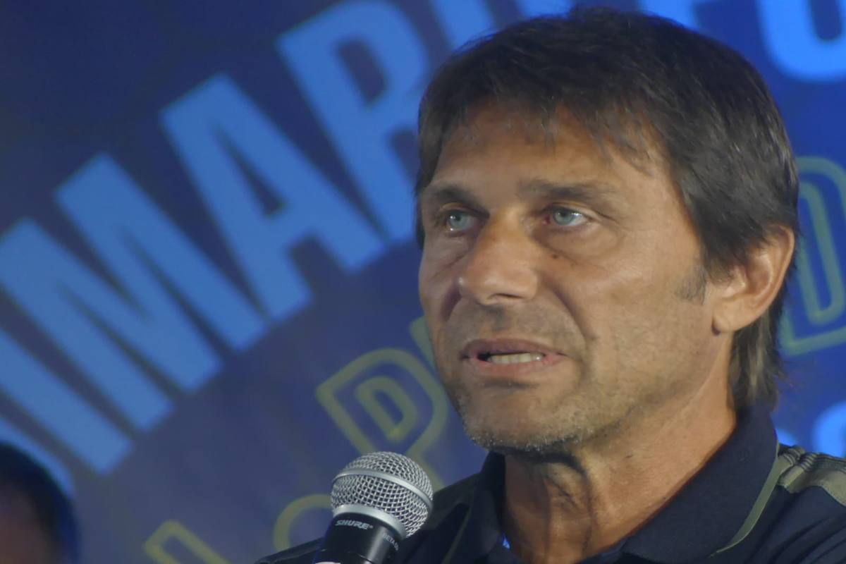 Conte presenta il suo staff a Dimaro