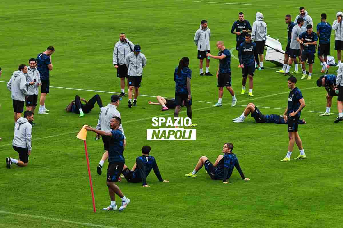 Terminato l'allenamento del Napoli: azzurri stremati