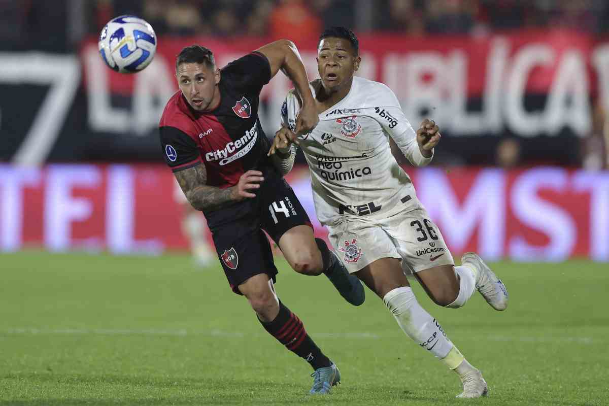 Napoli su Wesley, offerta al Corinthians