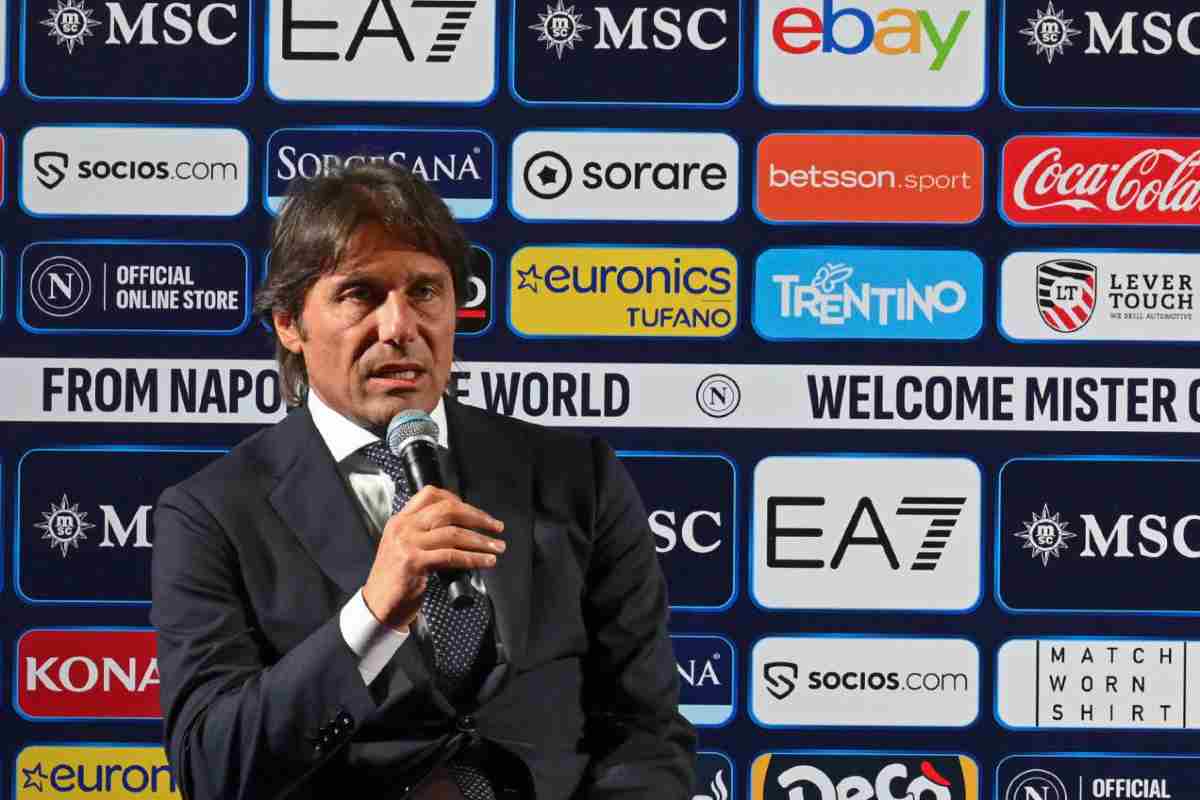 Cagliari Napoli, le parole di Conte: segui la conferenza stampa live