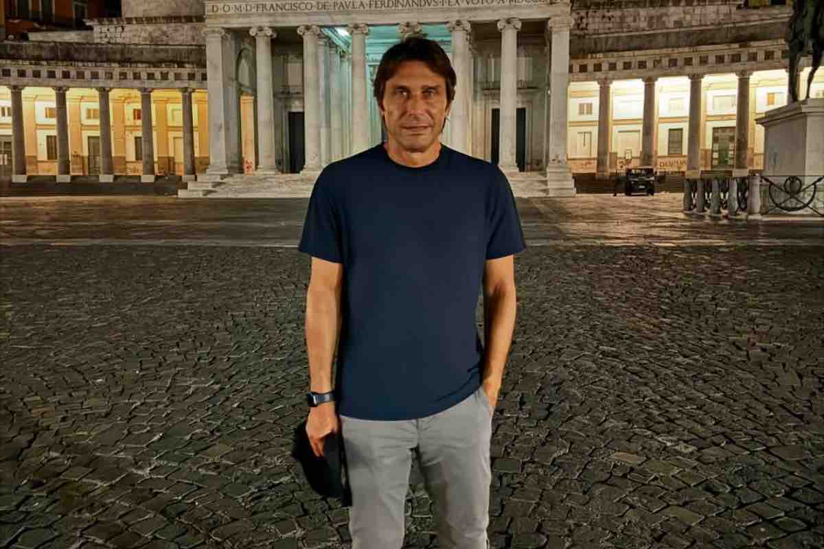 Conte in vista al Murales di Maradona: le immagini fanno impazzire i tifosi