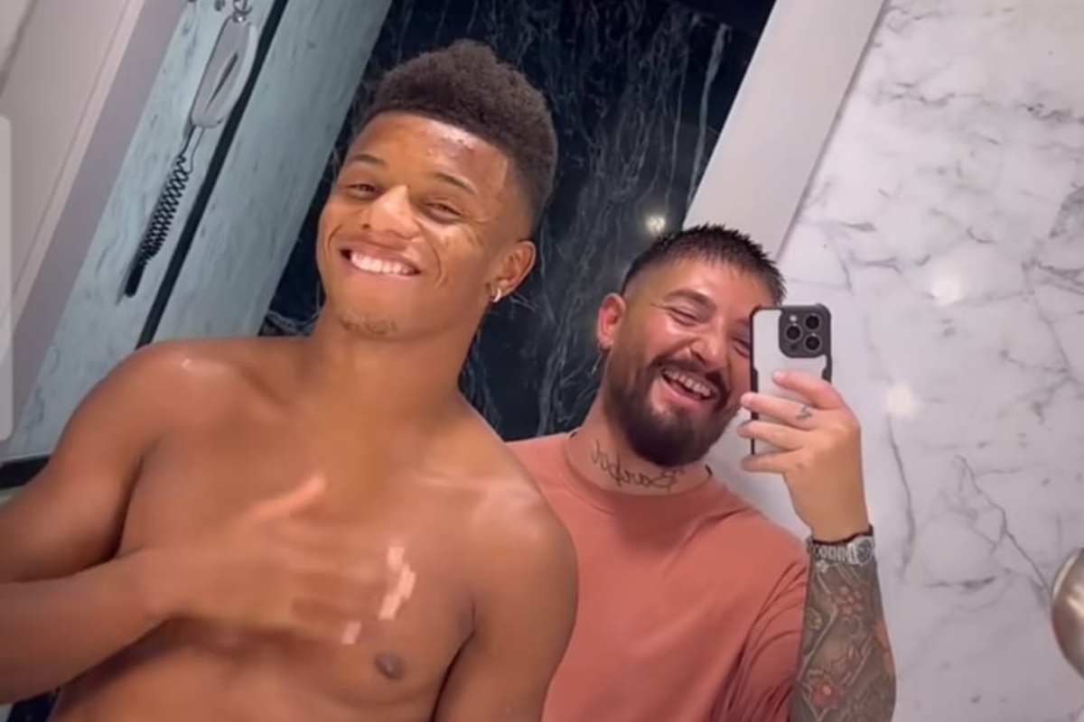 Cambio look di David Neres 