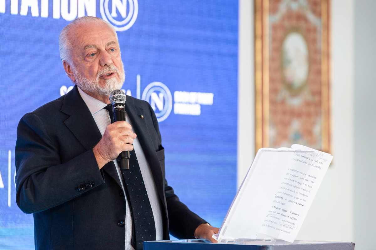 De Laurentiis vuole acquistare lo stadio Maradona, la risposta dal Comune