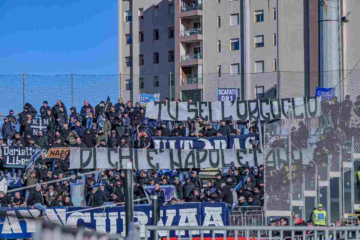 Verso Cagliari Napoli, settore ospiti sold out: quanti tifosi azzurri saranno in Sardegna