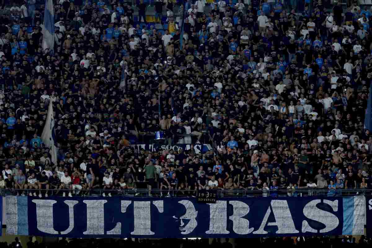 Tifosi Napoli andranno allo stadio questa sera 