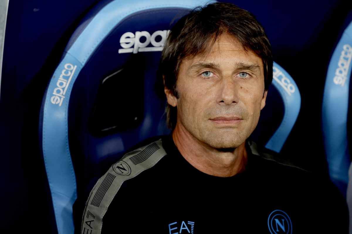 Buone notizie in casa Napoli, Gilmour è atterrato ed è a disposizione di Conte