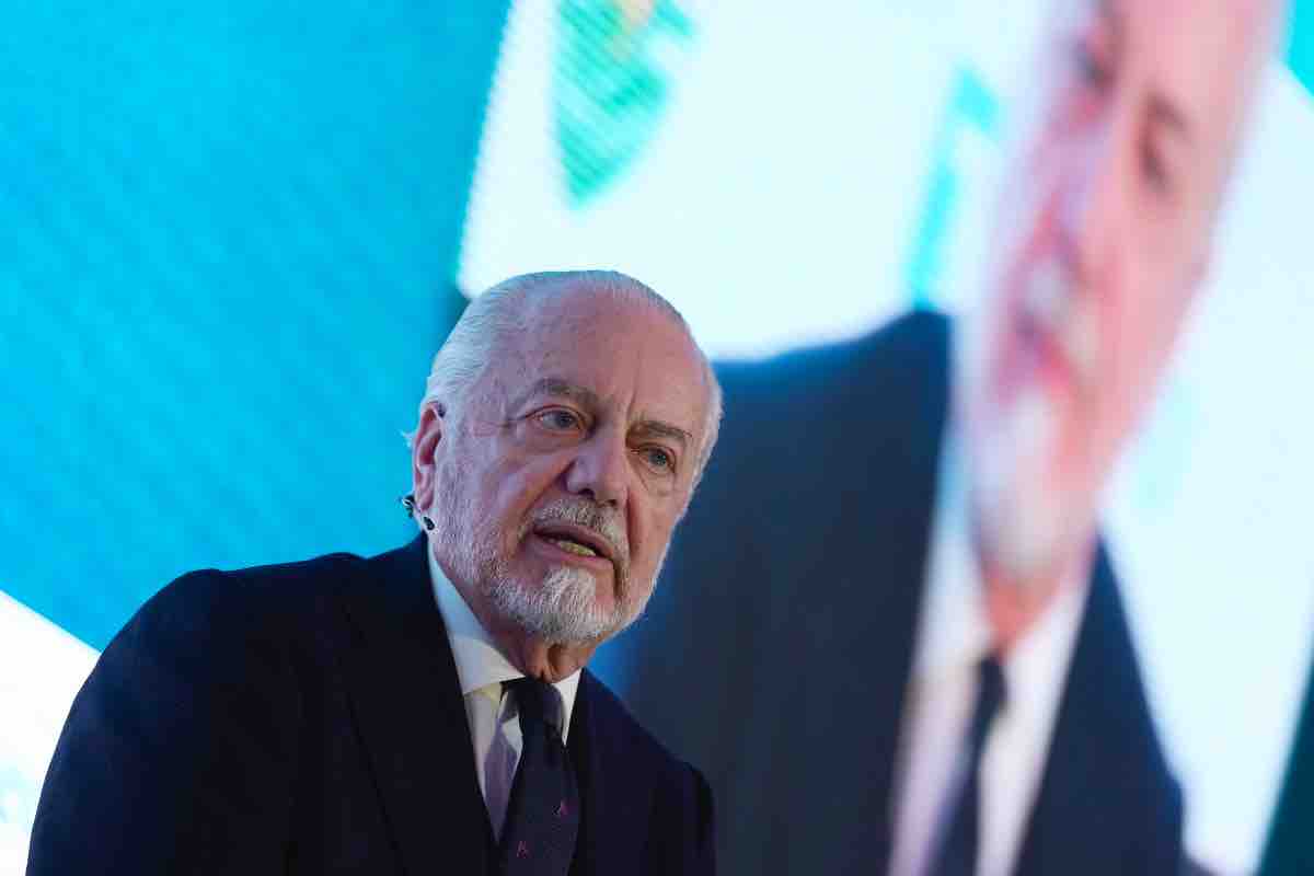 “Un club estero tenta l’assalto”, De Laurentiis blocca tutto e frena l’affare: i dettagli