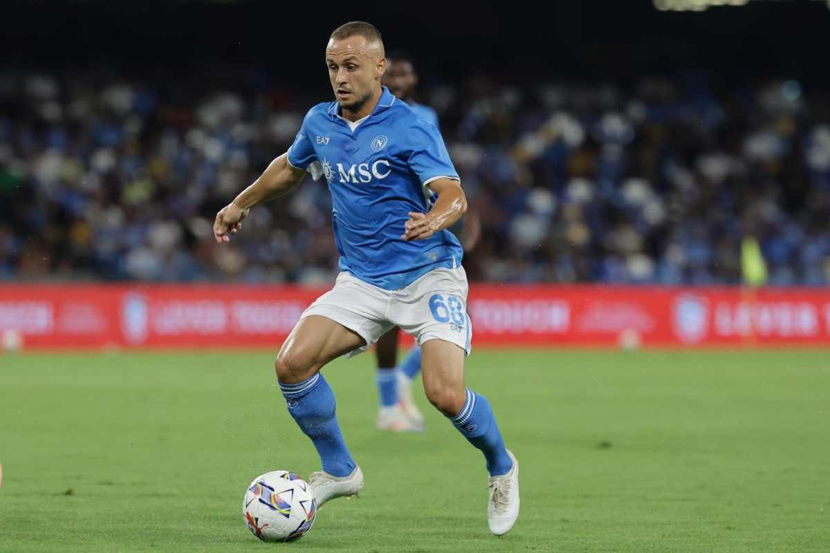 Stanislav Lobotka ci sarà contro il Milan? Arrivano novità sul recupero