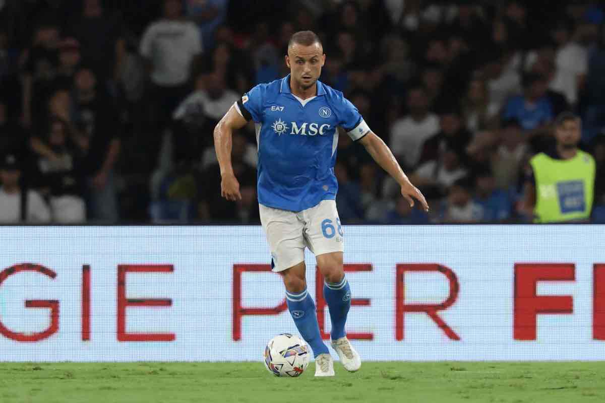 Lobotka out contro il Milan: pronto nuovamente Billy Gilmour dal 1'