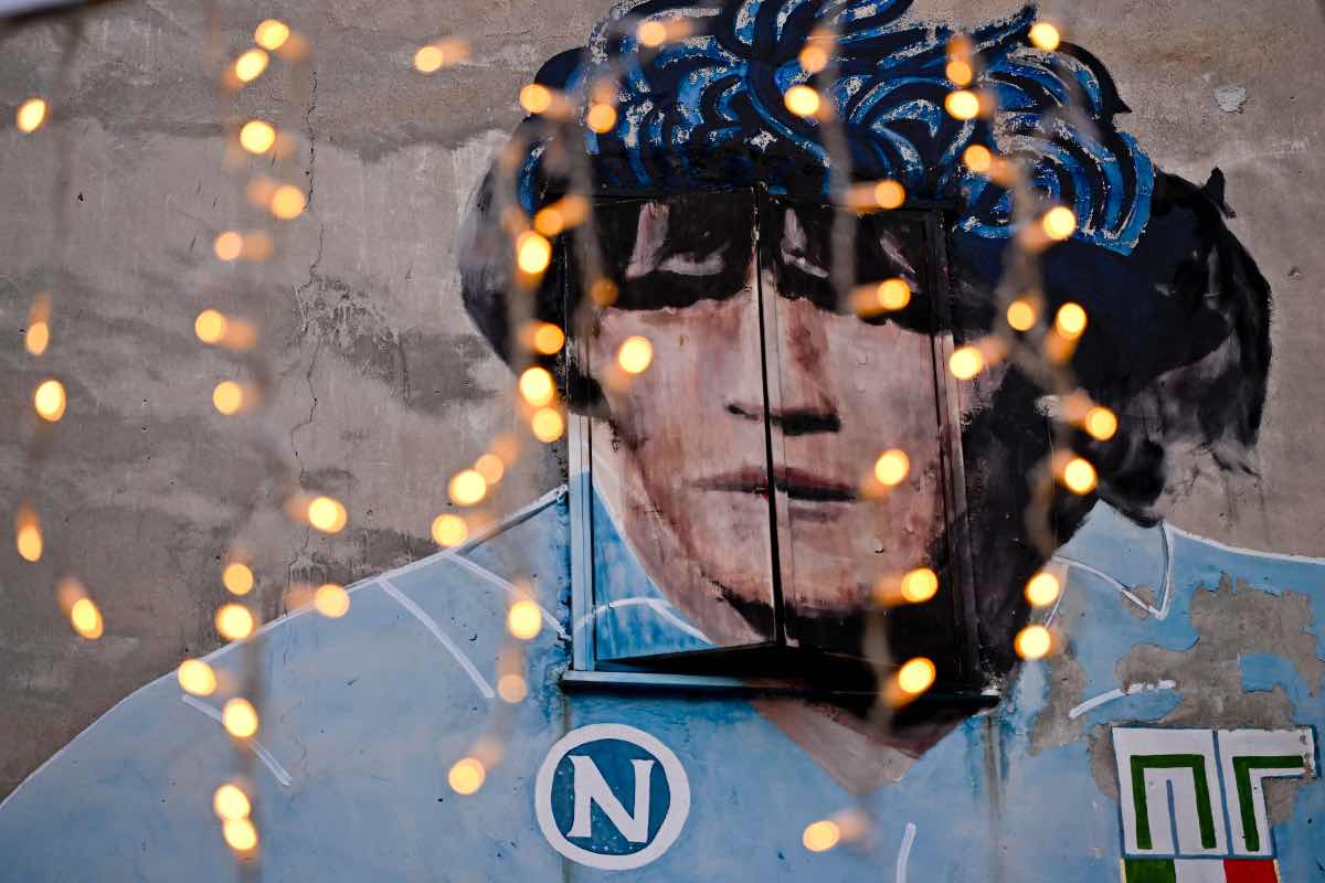 Compleanno Maradona, omaggio a Napoli con una “processione”: le info sull’evento