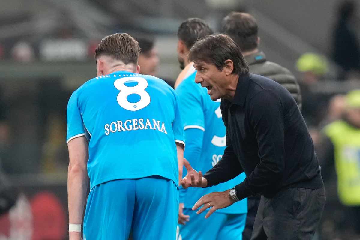 Conte pronto a cambiare il Napoli: novità sull'atteggiamento tattico