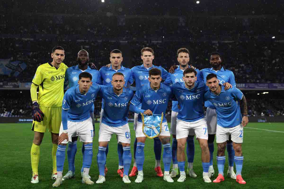 “Distanza notevole tra le parti”, l’azzurro valuta l’addio al Napoli: l’annuncio sorprende tutti!