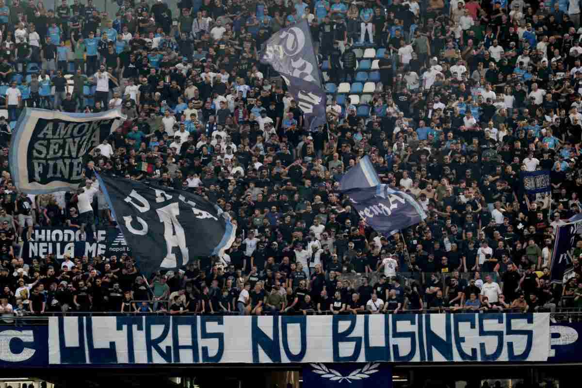 La Curva A del Napoli 