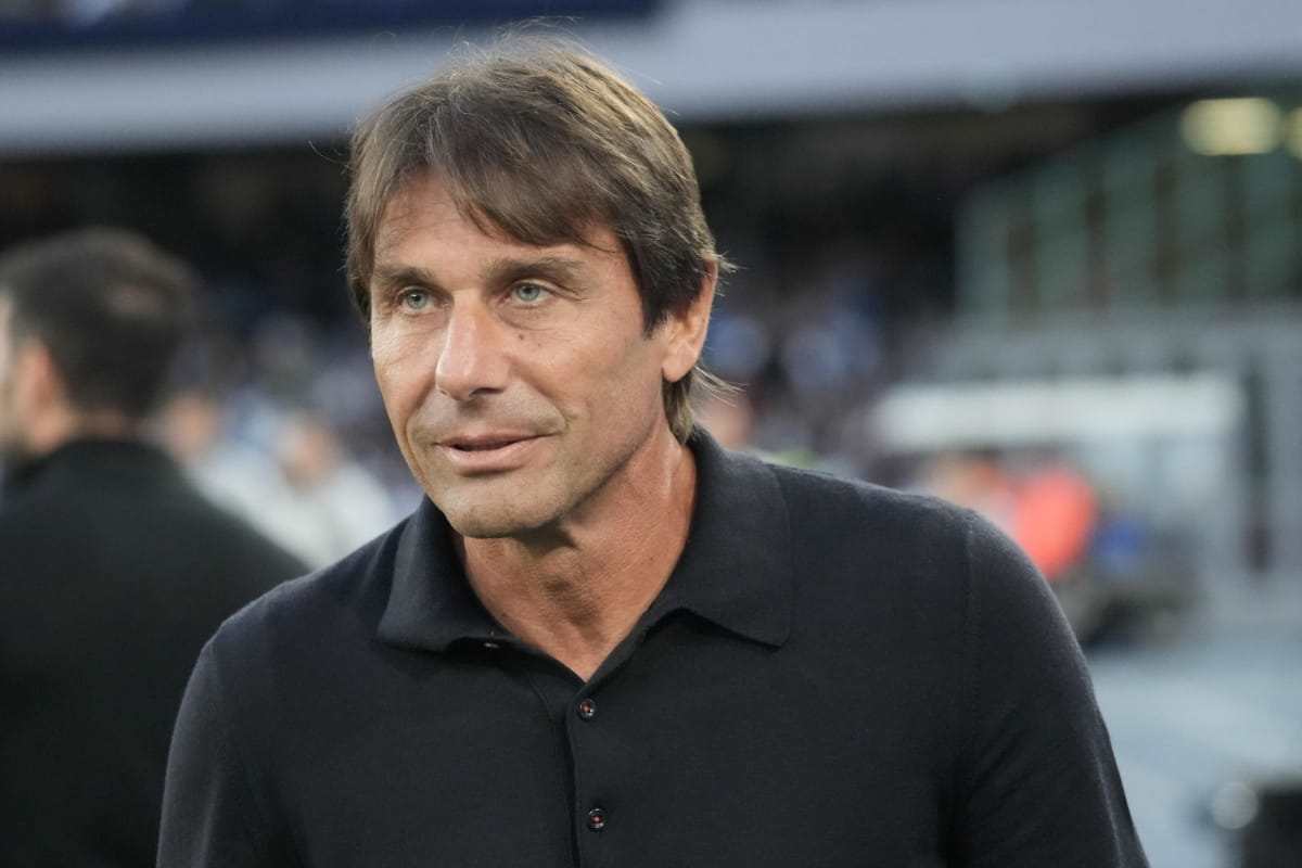 Colpo Napoli, l’ufficialità fa felice Conte: le ultime