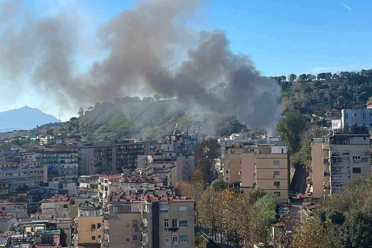 Incendio a Fuorigrotta