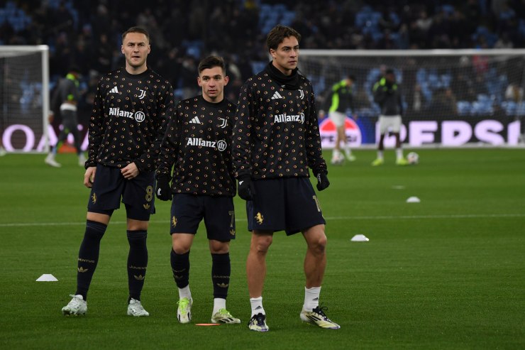 Conceicao e Yildiz in campo con Koopmeiners 