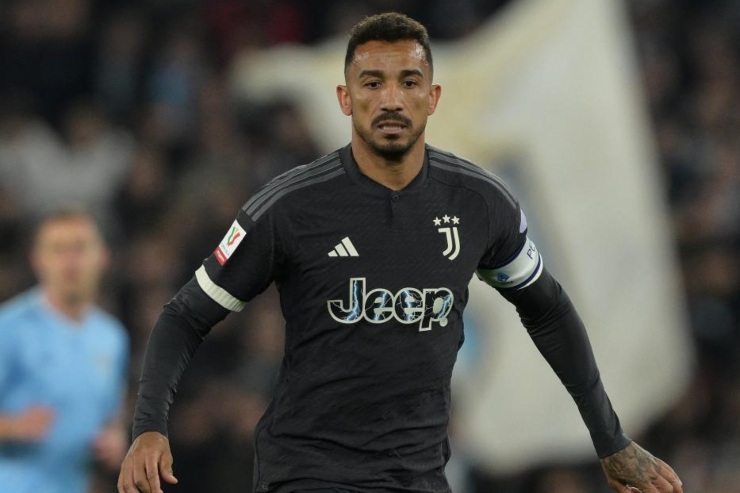 Danilo della Juventus in campo 